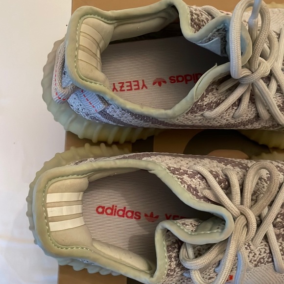 Yeezy Boost 350 V2 Blue Tint - Picture 6 of 9